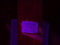 Lentes de contacto infrarrojas para ver las cartas marcadas ¢ Descubra el secreto para ganar en el póker