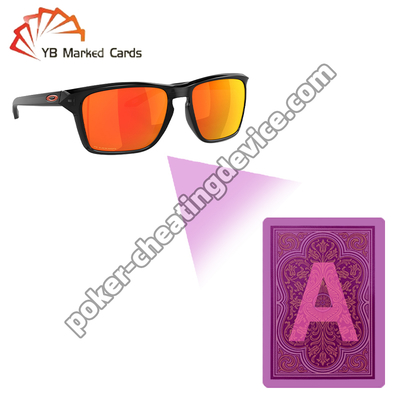 Gafas de tinta invisible para ver a través de las cartas